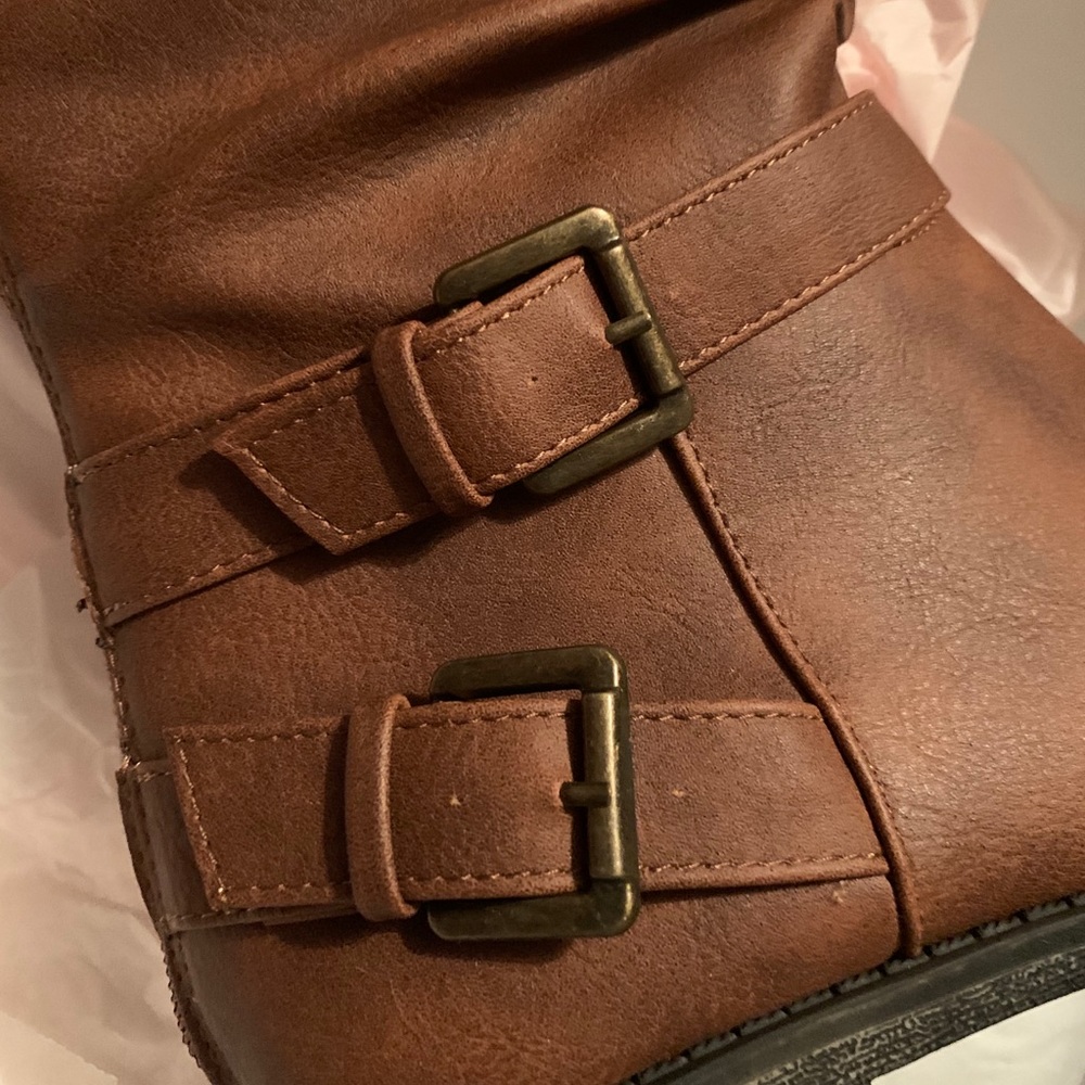 Women’s Brand New Cognac Boots Size 7.5